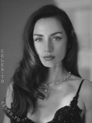 Ana De Armas photo
