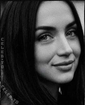 Ana De Armas photo