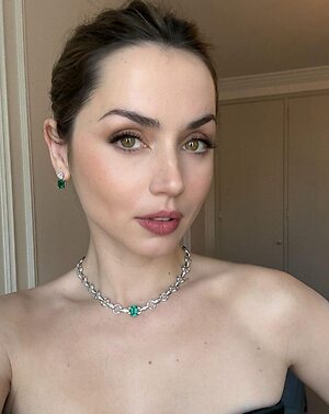 Ana De Armas leaked photo #484