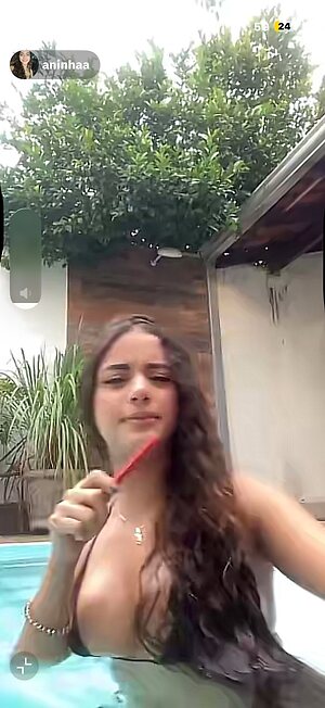 Ana Elisa Nunes leaked photo #6