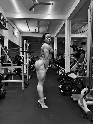 Anabel Pineda leaked photo #10