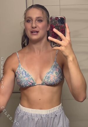 Anabel und Maria Glocker More Nude Photos