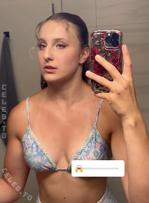 Anabel und Maria Glocker Nude Photos