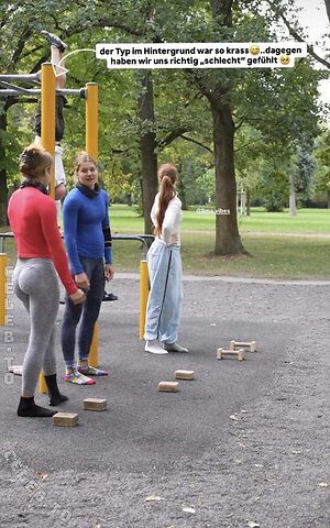 Anabel und Maria Glocker leaked photo #76
