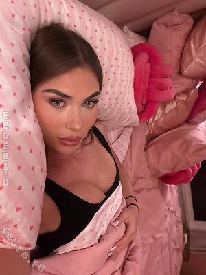 Analena.lz Nude Leaked Photo #18