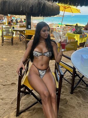 Analu Crissal leaked photo #18