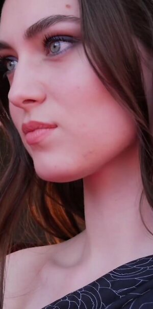 Anamaria Vartolomei leaked photo #37