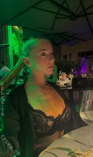 Anastacia Swami leaked photo #9