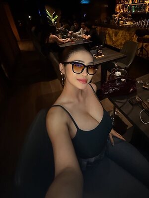 Anastasya Khosasih leaked photo #8
