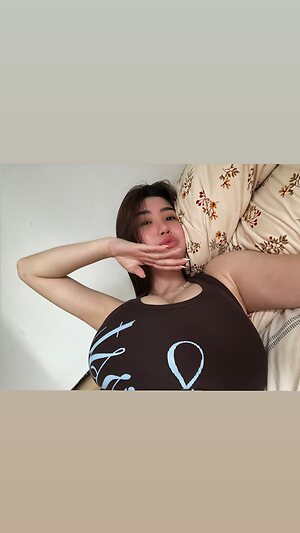 Anastasya Khosasih leaked photo #18
