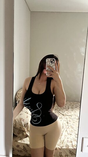 Anastasya Khosasih leaked photo #20