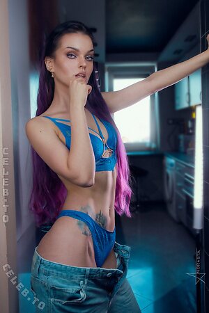 andrasta Nude Photos