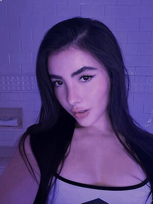Andrea Botez leaked photo #87