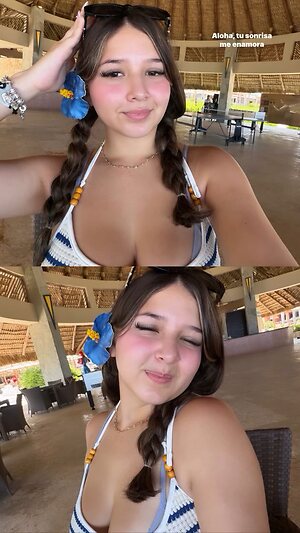 andreinabln leaked photo #2