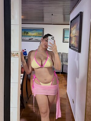 andreinabln leaked photo #15