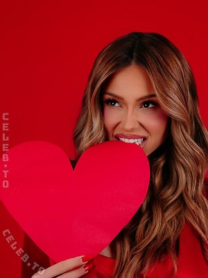 Anđela Ignjatović - Breskvica Nude Leaked Photo #2