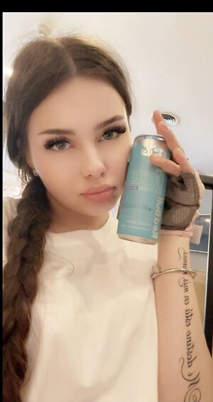 aneylyverst leaked photo #64