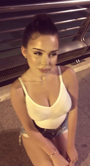 aneylyverst leaked photo #72
