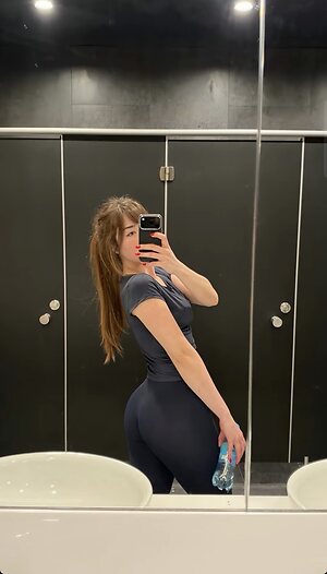 aneylyverst leaked photo #79