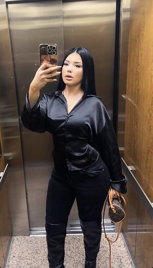 aneylyverst leaked photo #87
