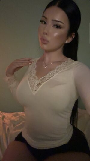aneylyverst leaked photo #88