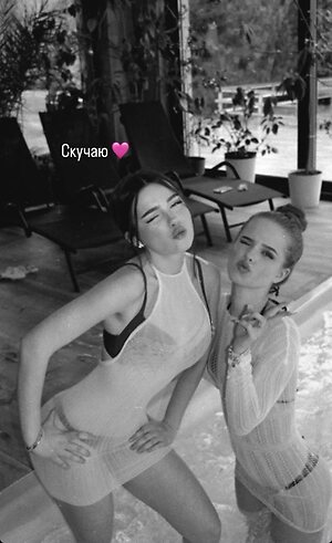 aneylyverst leaked photo #89