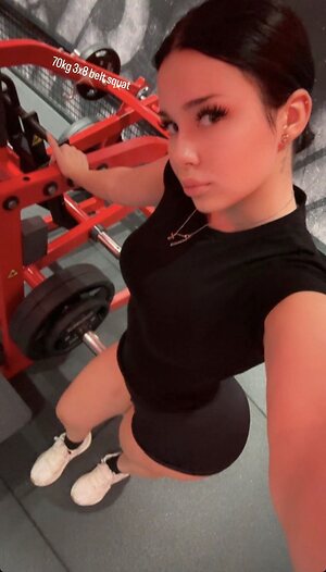 aneylyverst leaked photo #97
