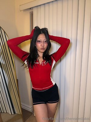 ange_de_miel leaked photo #3
