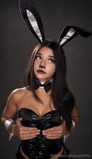 Angel Rhodes leaked photo #17