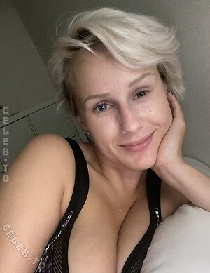 Angel Wicky photo