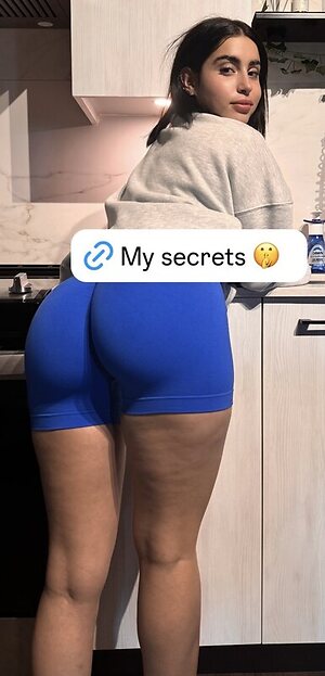 Angela Alvarez leaked photo #84
