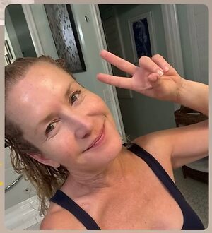 Angela Kinsey
