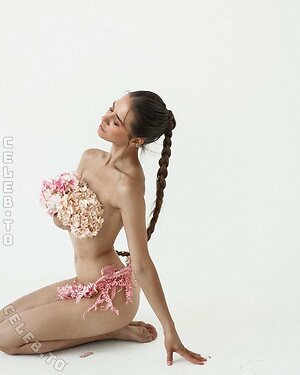 Angela Nikolau photo