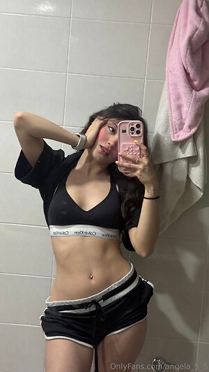 angela_5 leaked photos