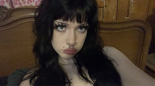 angelbxnnyyy leaked photo #4