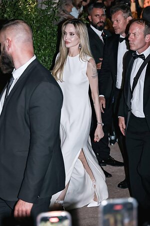 Angelina Jolie leaked photo #166