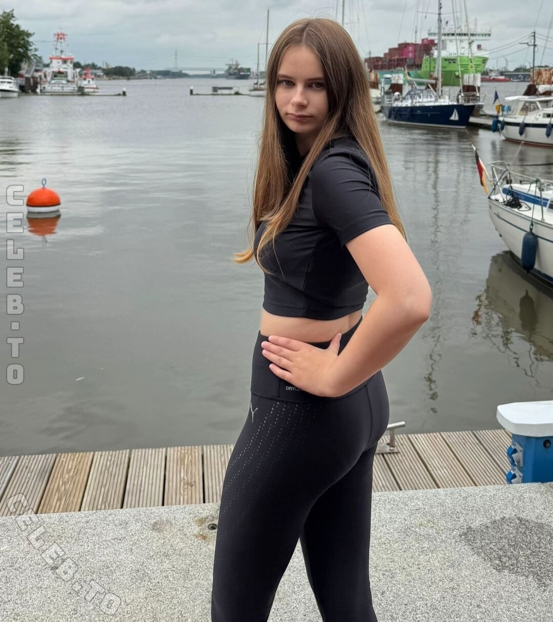 Angelina_Dehlow photo