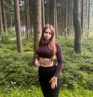 Angelina_Dehlow