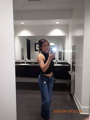 Angeliquerayleen leaked photo #12