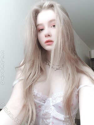 angellmarr Nude Leaked Photo #202