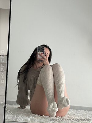 AngelMelly Nude Leaked Photo #8