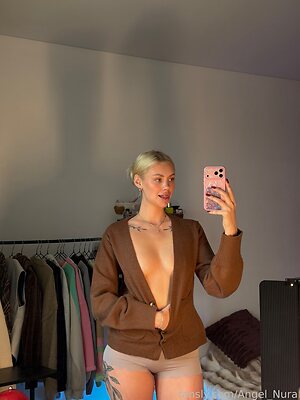 Angel_Nura leaked photo #9