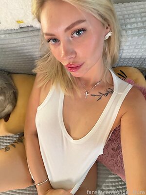 Angel_Nura leaked photo #22