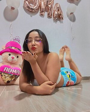 angiecutefeet leaked photo #34
