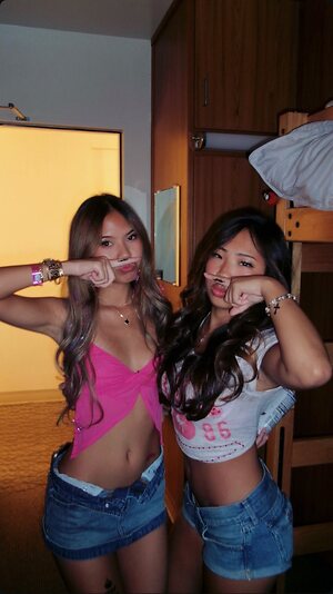 angieetrann leaked photo #4
