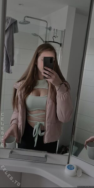 angi_virginia leaked photo #11