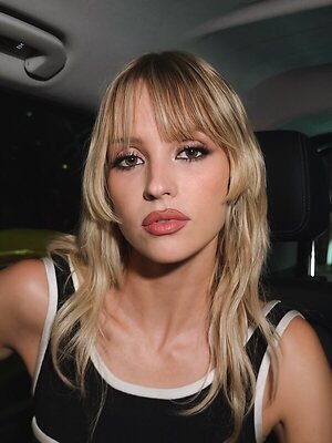 Angèle Van Laeken leaked photo #32