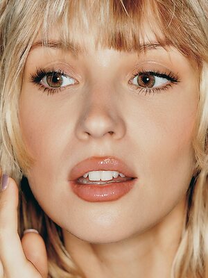 Angèle Van Laeken leaked photo #94