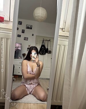 angx.z650 Nude Leaked Photo #9