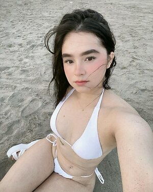 Ani leaked photo #18